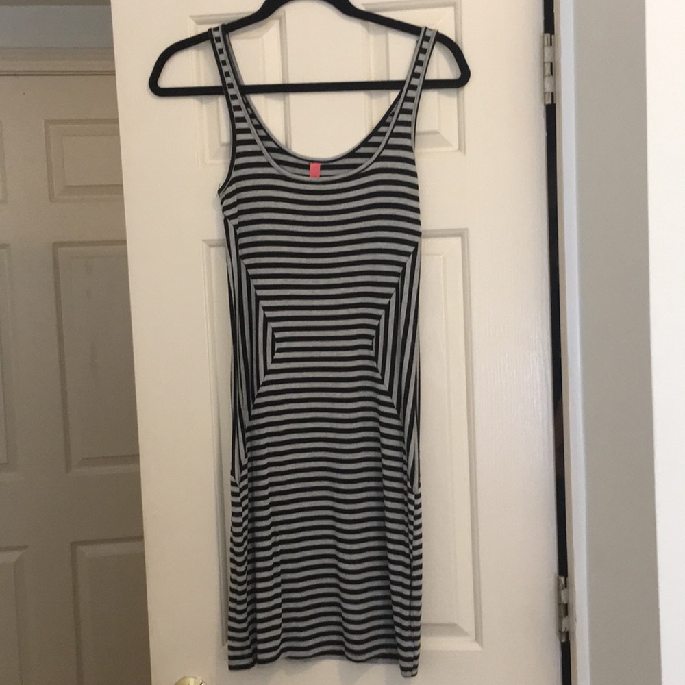 Black and grey stripe bodycon dress